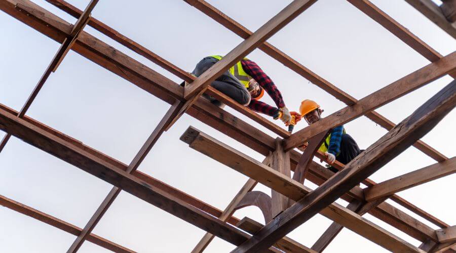 Professional gutter cleaning services in Snowshoe, WV